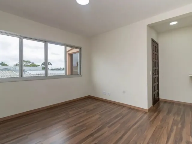 Apartamento 3 quartos e 2 banheiros, para alugar, no bairro Santa Felicidade em Curitiba