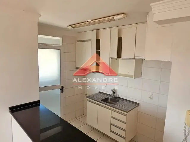 Apartamento com 74m² 2 quartos e 1 banheiro, para alugar, no bairro Vila Tesouro em São José Dos Campos