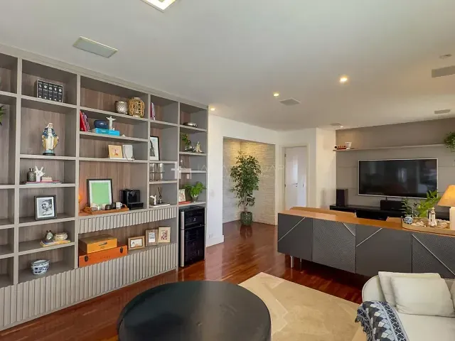 Apartamento 3 quartos e 5 banheiros, à venda, no bairro Cidade Monções em São Paulo