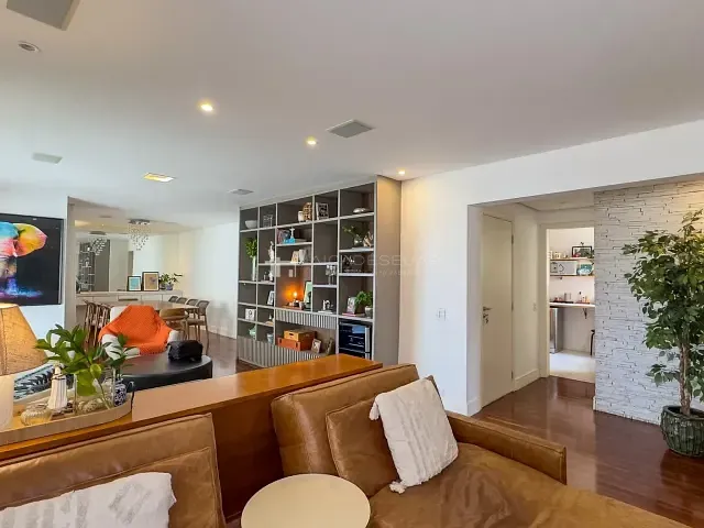Apartamento 3 quartos e 5 banheiros, à venda, no bairro Cidade Monções em São Paulo