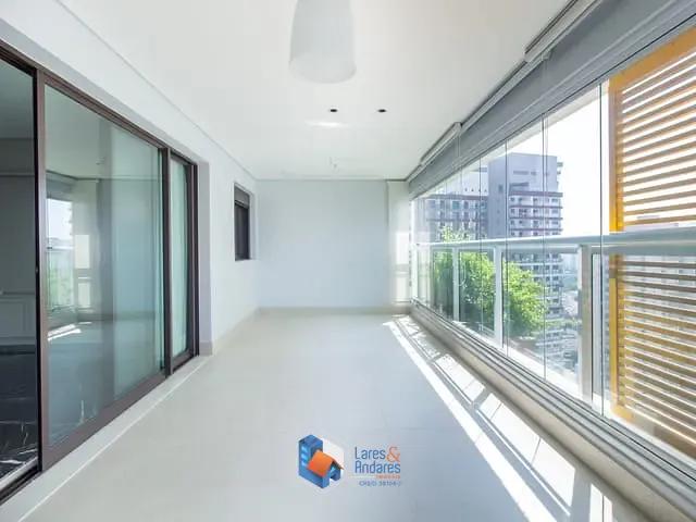 Apartamento com 137m² 3 quartos e 4 banheiros, à venda, no bairro Jardim das Acácias em São Paulo