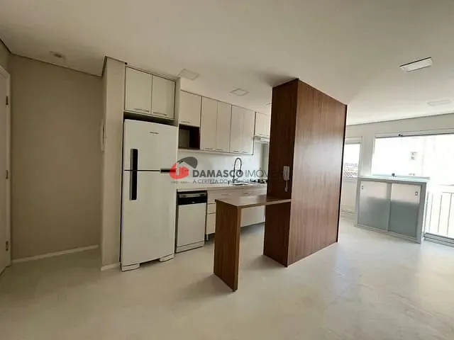 Apartamento 2 quartos e 2 banheiros, à venda, no bairro Jardim Sao Caetano em São Caetano do Sul