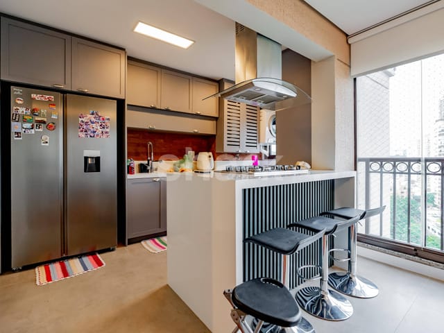 Apartamento com 120m² 3 quartos e 4 banheiros, à venda, no bairro Dezoito do Forte Empresarial/Alphaville. em Barueri