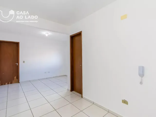 Apartamento 1 quarto e 1 banheiro, para alugar, no bairro Cajuru em Curitiba