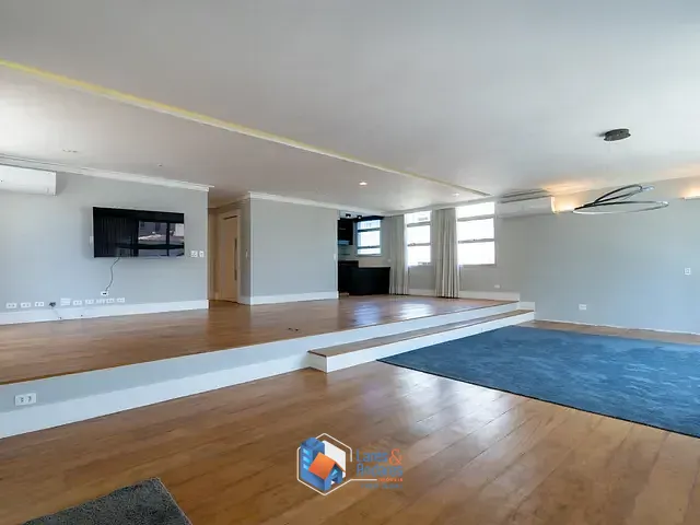 Apartamento com 241m² 3 quartos e 5 banheiros, à venda, no bairro Cerqueira César em São Paulo
