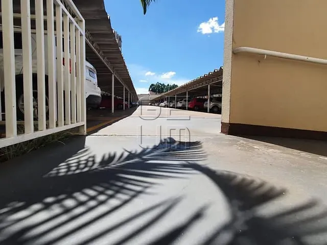 Apartamento com 87m² 3 quartos e 2 banheiros, à venda ou para alugar, no bairro Terra Bonita em Londrina