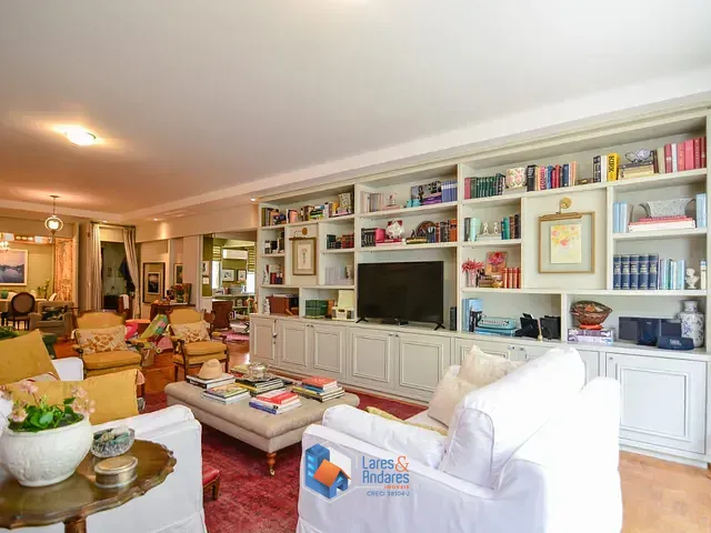 Apartamento com 210m² 2 quartos e 3 banheiros, à venda, no bairro Santa Cecília em São Paulo
