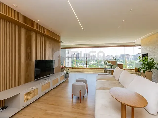 Apartamento 3 quartos e 5 banheiros, à venda, no bairro Campo Belo em São Paulo