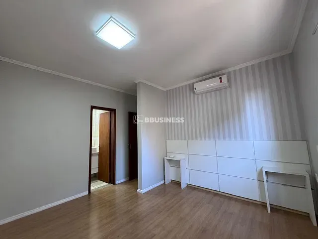 Apartamento 3 quartos e 2 banheiros, à venda, no bairro Jardim Paulicéia em Rua Jornalista Ernesto Napoli
