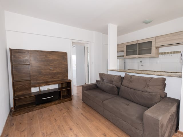 Apartamento 1 quarto e 1 banheiro, para alugar, no bairro Centro em Pelotas