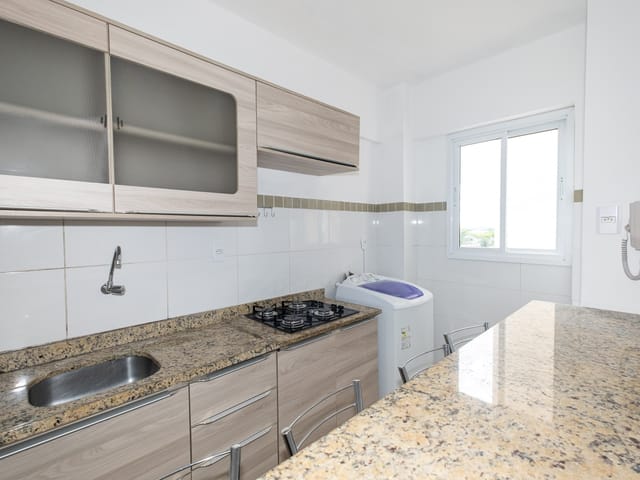 Apartamento 1 quarto e 1 banheiro, para alugar, no bairro Centro em Pelotas