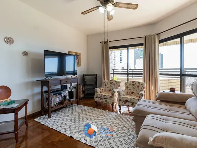 Apartamento com 247m² 4 quartos e 6 banheiros, à venda, no bairro Alto Da Lapa em São Paulo
