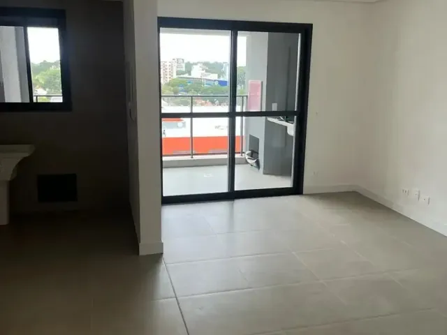 Apartamento 3 quartos e 2 banheiros, à venda, no bairro Boa Vista em Curitiba