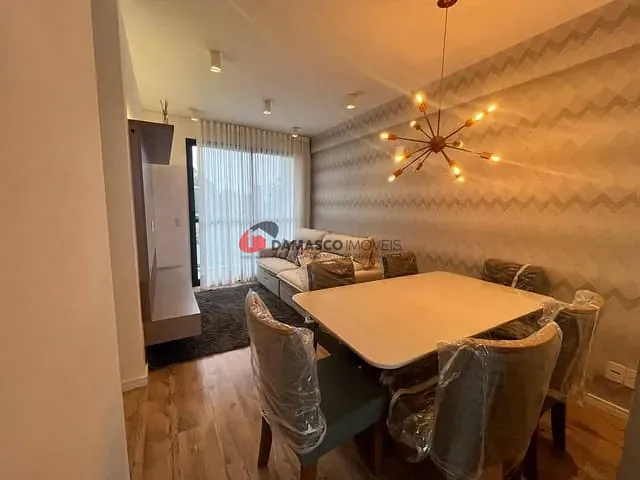 Apartamento 2 quartos e 2 banheiros, à venda, no bairro Vila Guiomar em Santo André
