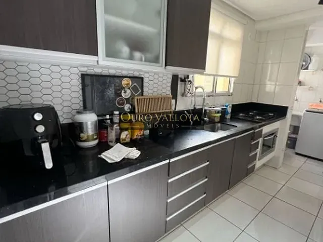 Apartamento 2 quartos e 2 banheiros, à venda, no bairro Jardim Guairaca em São Paulo