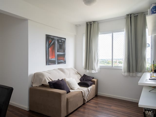 Apartamento com 83m² 2 quartos e 2 banheiros, para alugar, no bairro Centro em Pelotas