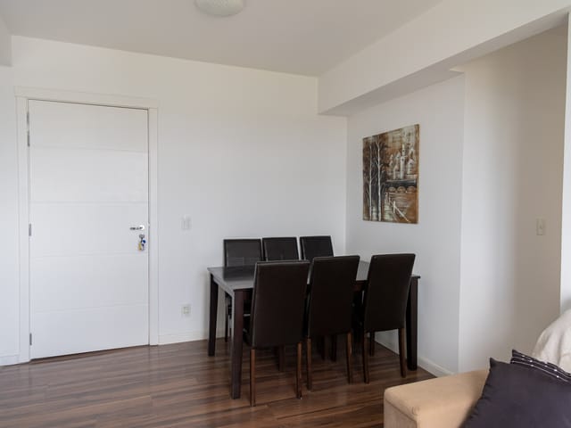Apartamento com 83m² 2 quartos e 2 banheiros, para alugar, no bairro Centro em Pelotas