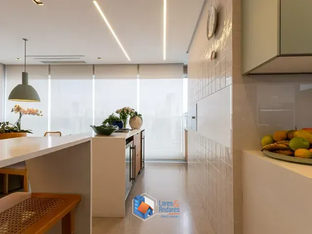 Apartamento com 155m² 3 quartos e 3 banheiros, à venda, no bairro Vila Olímpia em São Paulo