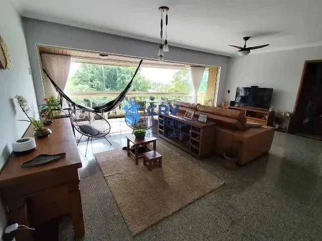 Apartamento com 207m² 4 quartos e 4 banheiros, à venda, no bairro Vila Fujita em Londrina