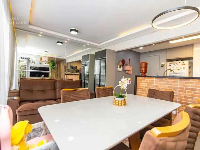 Apartamento 3 quartos e 2 banheiros, à venda, no bairro  Lindoia em Curitiba