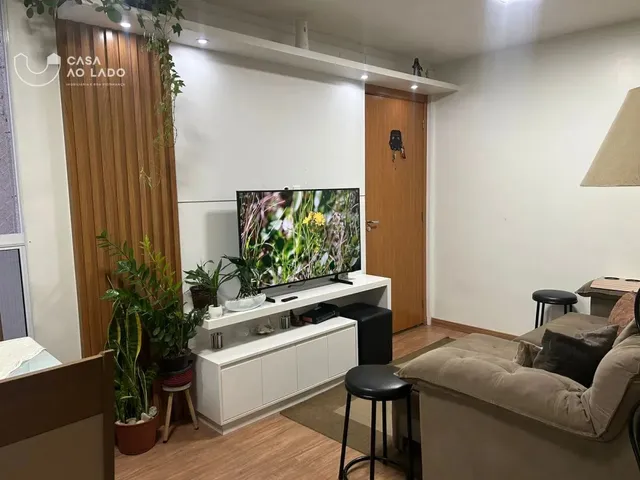 Apartamento 2 quartos e 1 banheiro, à venda, no bairro Santa Cândida em Curitiba