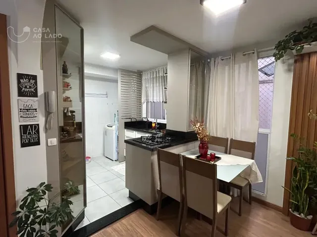 Apartamento 2 quartos e 1 banheiro, à venda, no bairro Santa Cândida em Curitiba