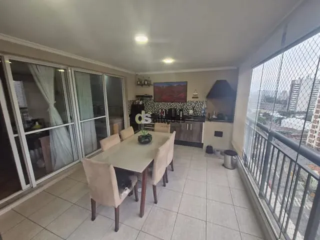 Apartamento 3 quartos e 2 banheiros, à venda, no bairro Vila Romana em São Paulo