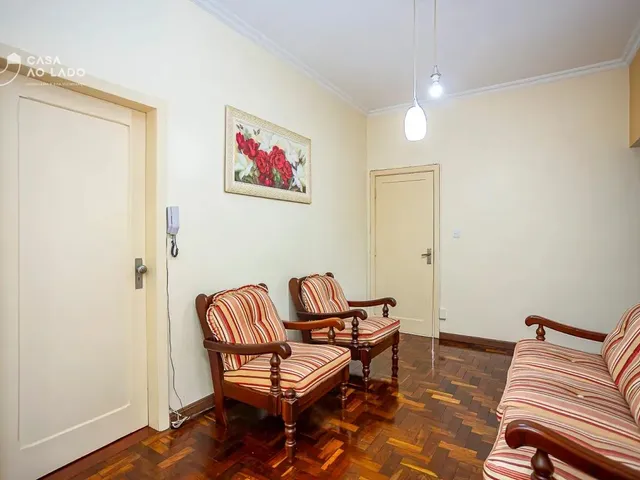 Apartamento 3 quartos e 2 banheiros, à venda, no bairro Centro em Curitiba