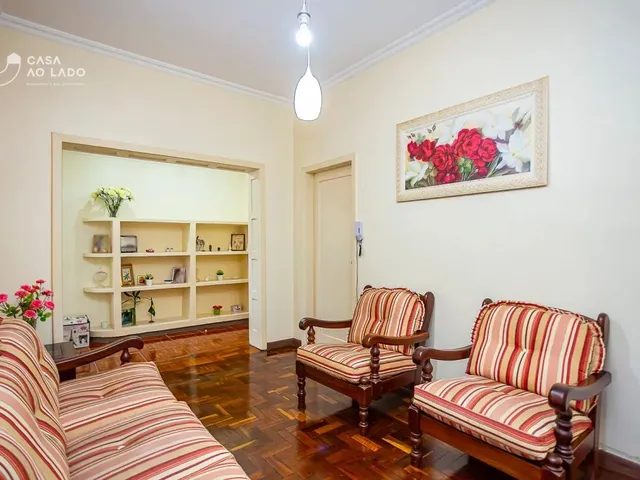 Apartamento 3 quartos e 2 banheiros, à venda, no bairro Centro em Curitiba
