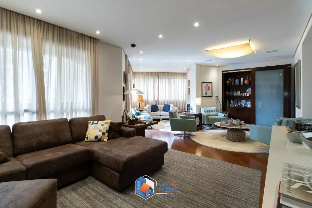 Apartamento, 4 quartos, 223 m² - Foto 1