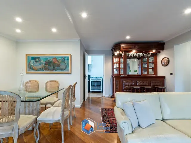 Apartamento com 131m² 3 quartos e 4 banheiros, à venda, no bairro Vila Olímpia em São Paulo