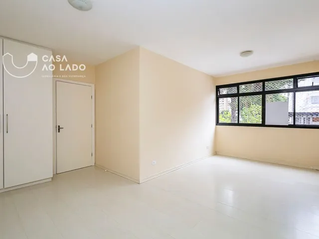 Apartamento 2 quartos e 1 banheiro, à venda, no bairro Água Verde em Curitiba