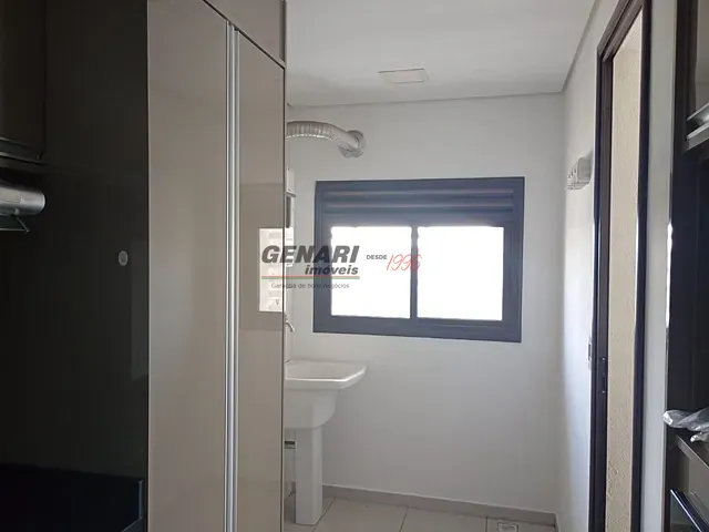 Apartamento 3 quartos e 2 banheiros, para alugar, no bairro Vila Almeida em Indaiatuba
