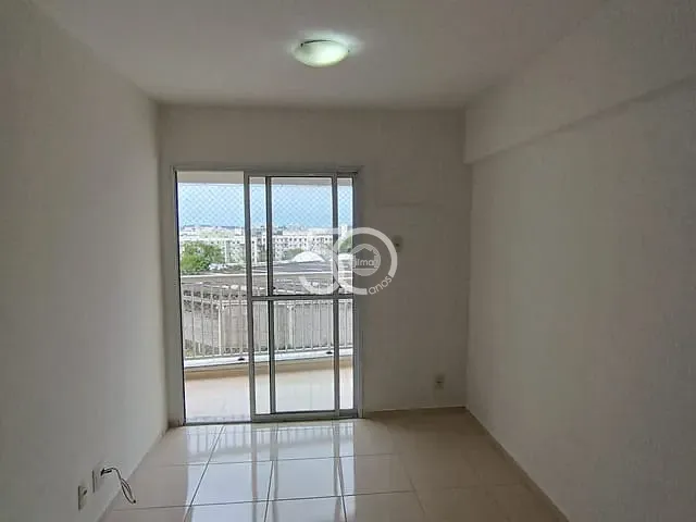 Apartamento 2 quartos e 1 banheiro, à venda, no bairro Vicente de Carvalho em Rio de Janeiro