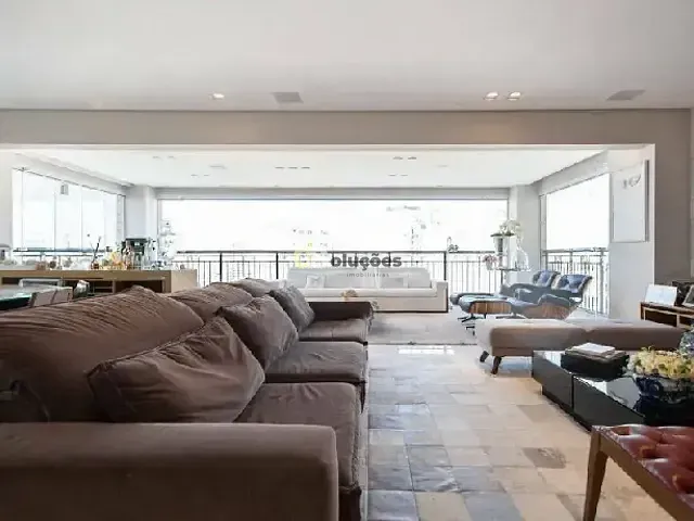 Apartamento 4 quartos e 6 banheiros, à venda, no bairro Santa Teresinha em São Paulo