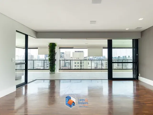 Apartamento com 184m² 3 quartos e 5 banheiros, à venda, no bairro Moema em São Paulo