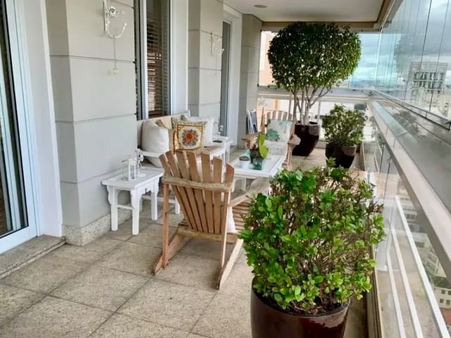 Apartamento com 275m² 3 quartos e 4 banheiros, à venda, no bairro Indianópolis em São Paulo