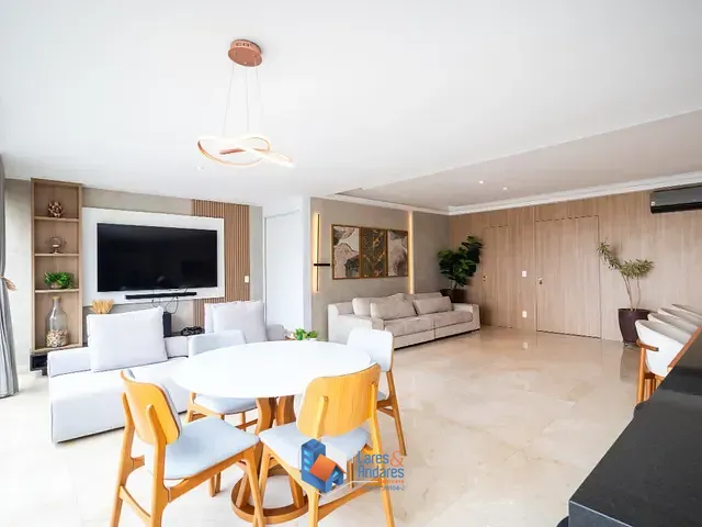 Apartamento com 222m² 3 quartos e 5 banheiros, à venda, no bairro Campo Belo em São Paulo