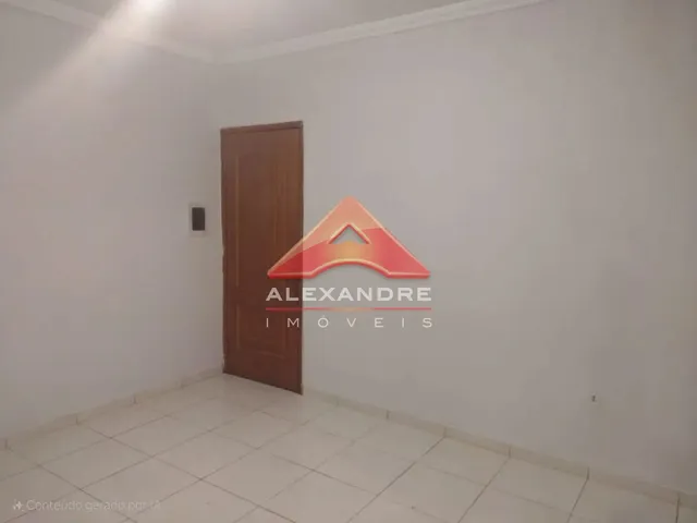 Apartamento com 63m² 2 quartos e 1 banheiro, à venda, no bairro Conjunto Residencial Galo Branco em São José Dos Campos