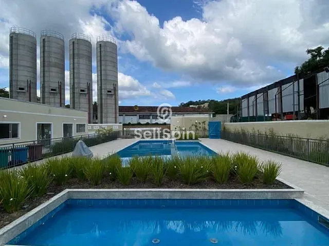 Apartamento 2 quartos e 2 banheiros, para alugar, no bairro Maria Paula em São Gonçalo