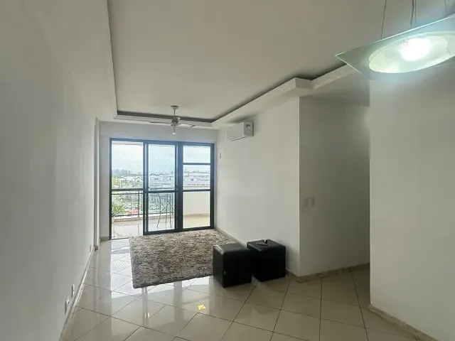 Apartamento 3 quartos e 2 banheiros, para alugar, no bairro Recreio dos Bandeirantes em Rio de Janeiro