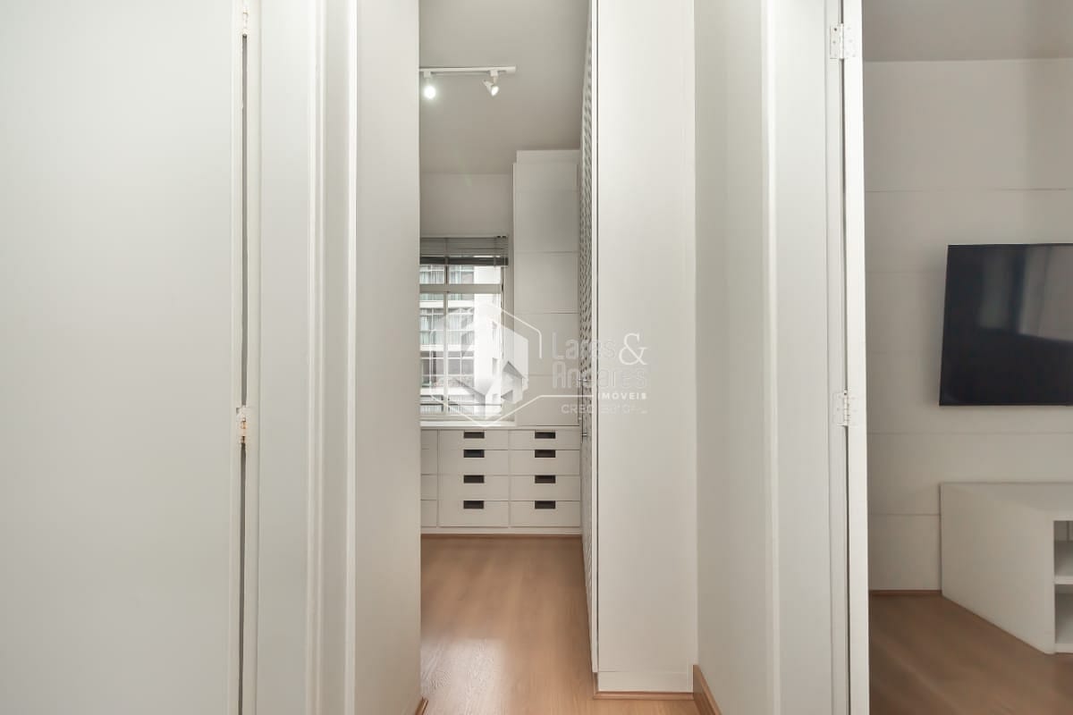 Apartamento com 200m² 4 quartos e 4 banheiros, à venda, no bairro Bela Vista em São Paulo