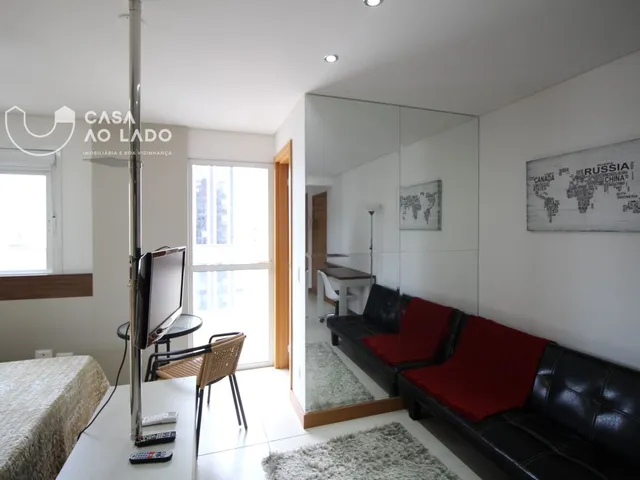 Apartamento 1 quarto e 1 banheiro, para alugar, no bairro Centro em Curitiba