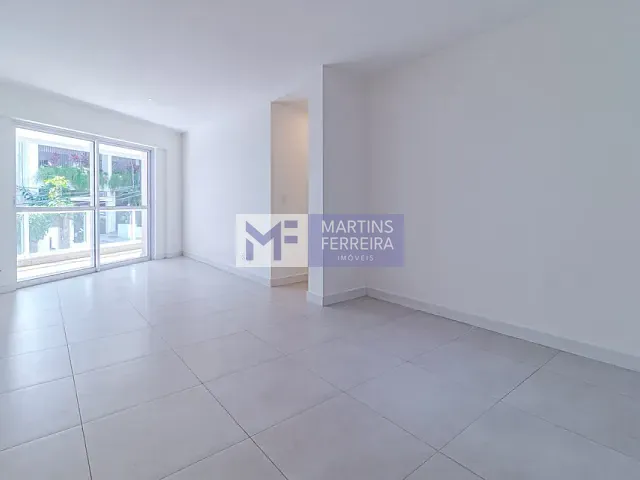Apartamento com 117m² 3 quartos e 3 banheiros, à venda, no bairro Lagoa em Rio de Janeiro