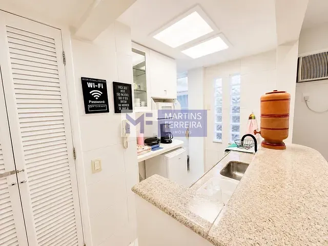 Apartamento com 47m² 1 quarto e 1 banheiro, para alugar, no bairro Leblon em Rio de Janeiro