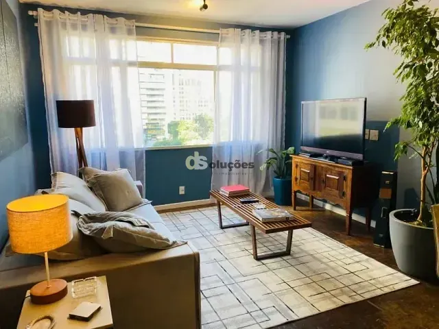Apartamento 3 quartos e 2 banheiros, à venda, no bairro Itaim Bibi em São Paulo