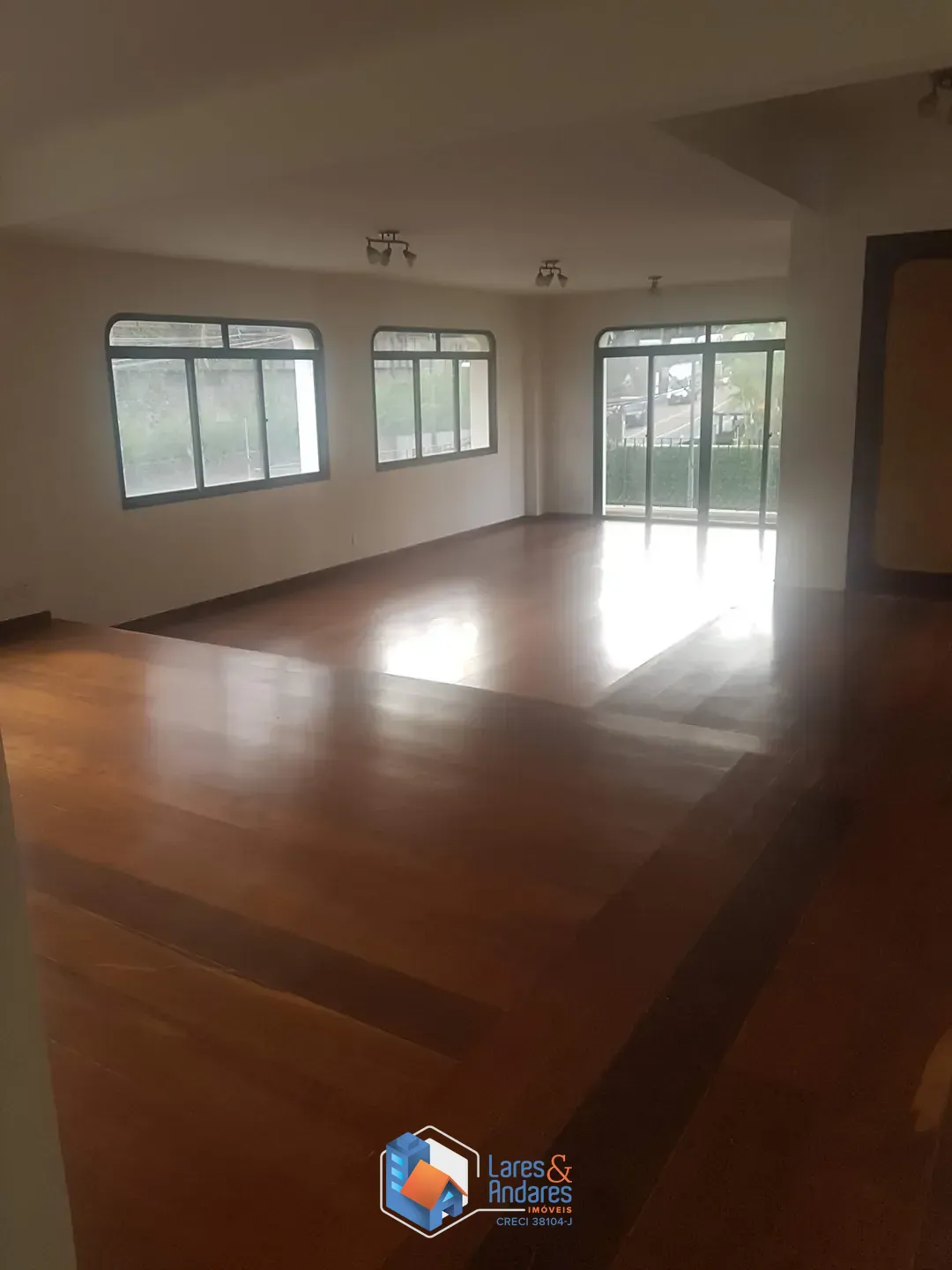Apartamento, 3 quartos, 234 m² - Foto 1