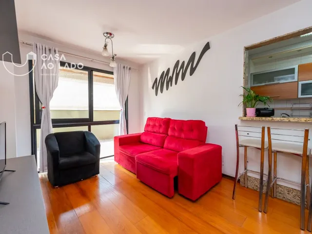 Apartamento 2 quartos e 1 banheiro, para alugar, no bairro Portão em Curitiba