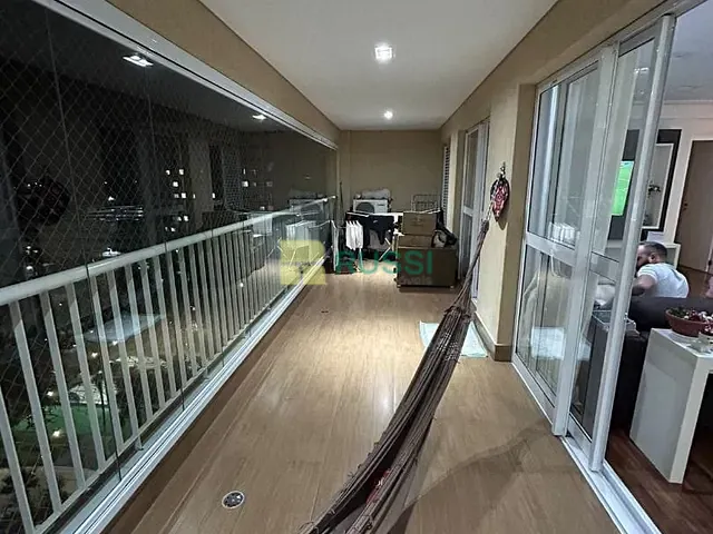 Apartamento com 156m² 3 quartos e 4 banheiros, para alugar, no bairro Jardim das Indústrias em São José dos Campos