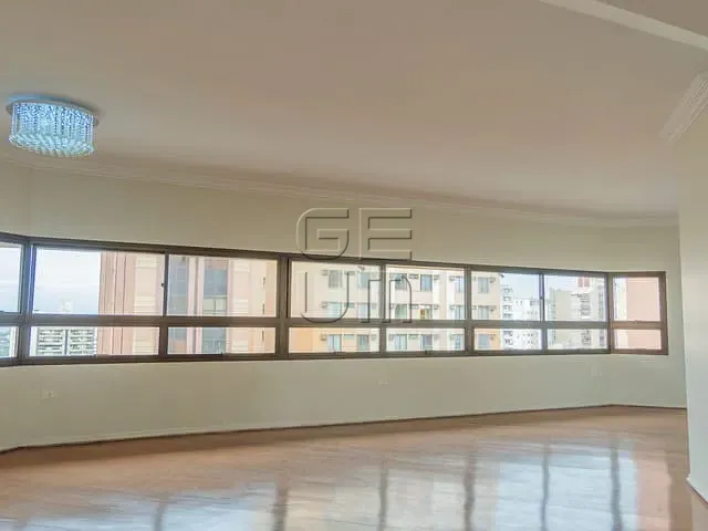 Apartamento com 431m² 4 quartos e 5 banheiros, à venda, no bairro Centro em Londrina